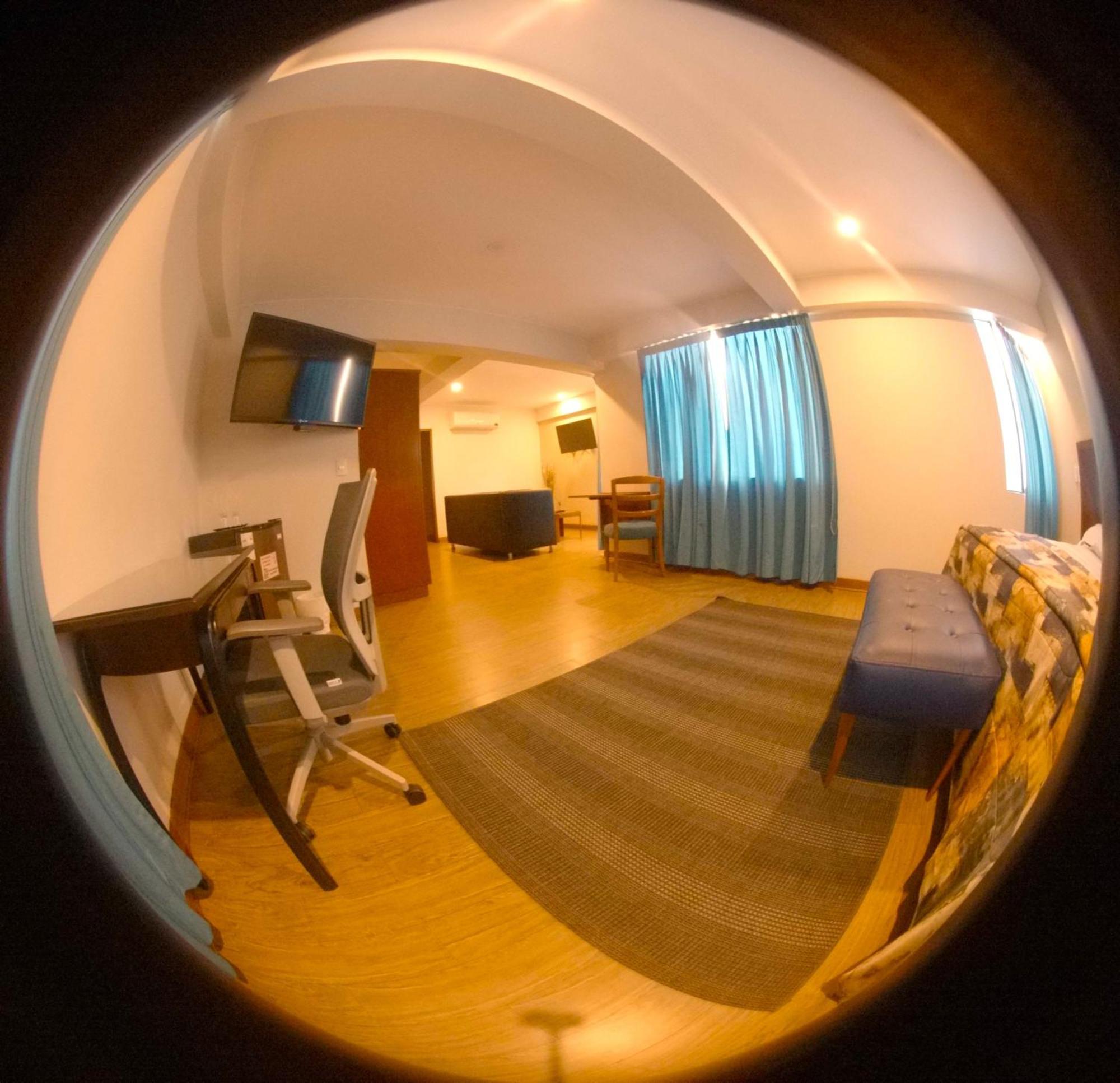 Hotel Esencia Suites Lima Exterior foto